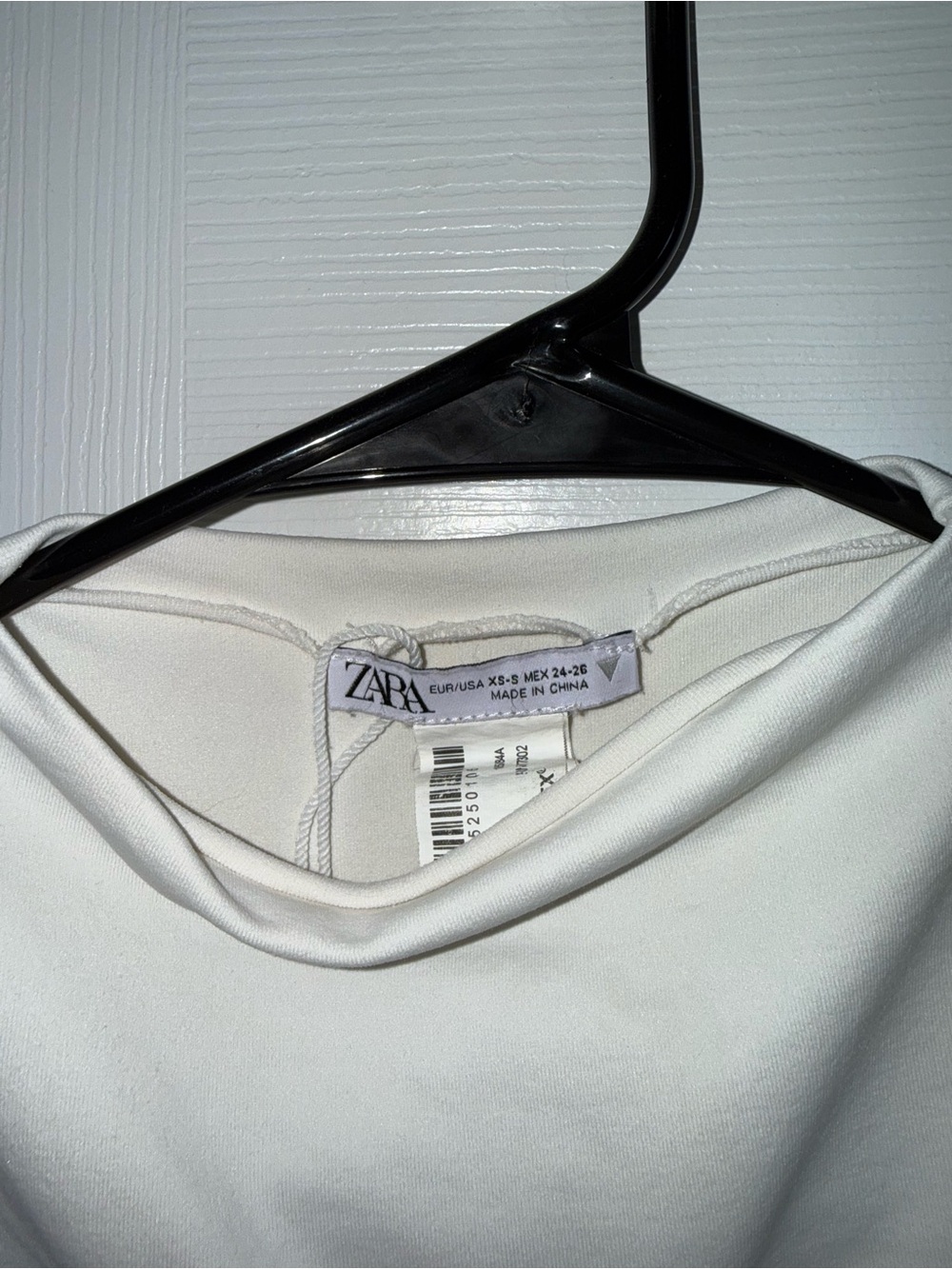 Zara White Ruched Back Crop Top - Picture 2 of 3